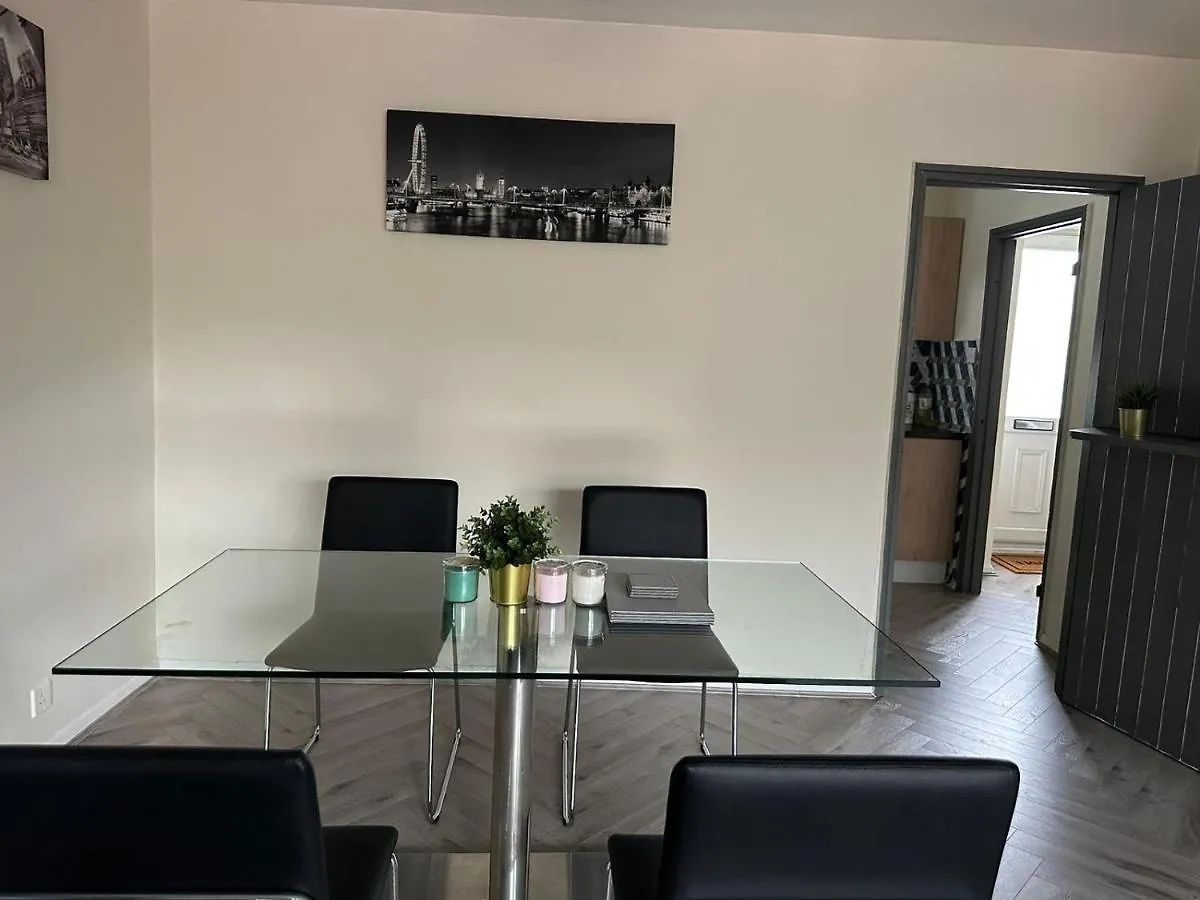 Lux Apartment In Southwark Londyn